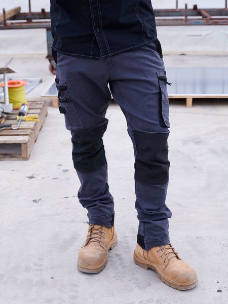 Stretchy cargo pants discount